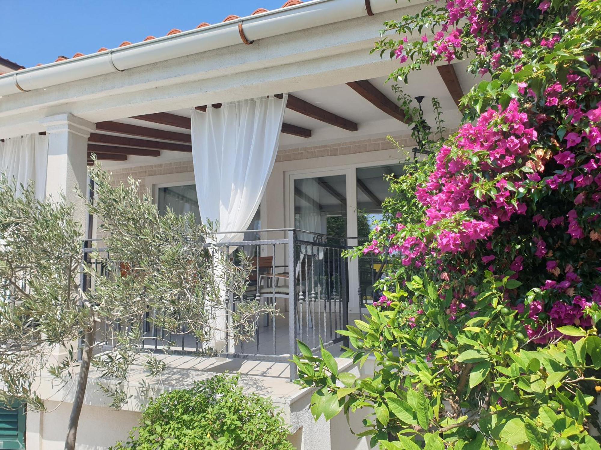 Villa Bella Банёл Экстерьер фото