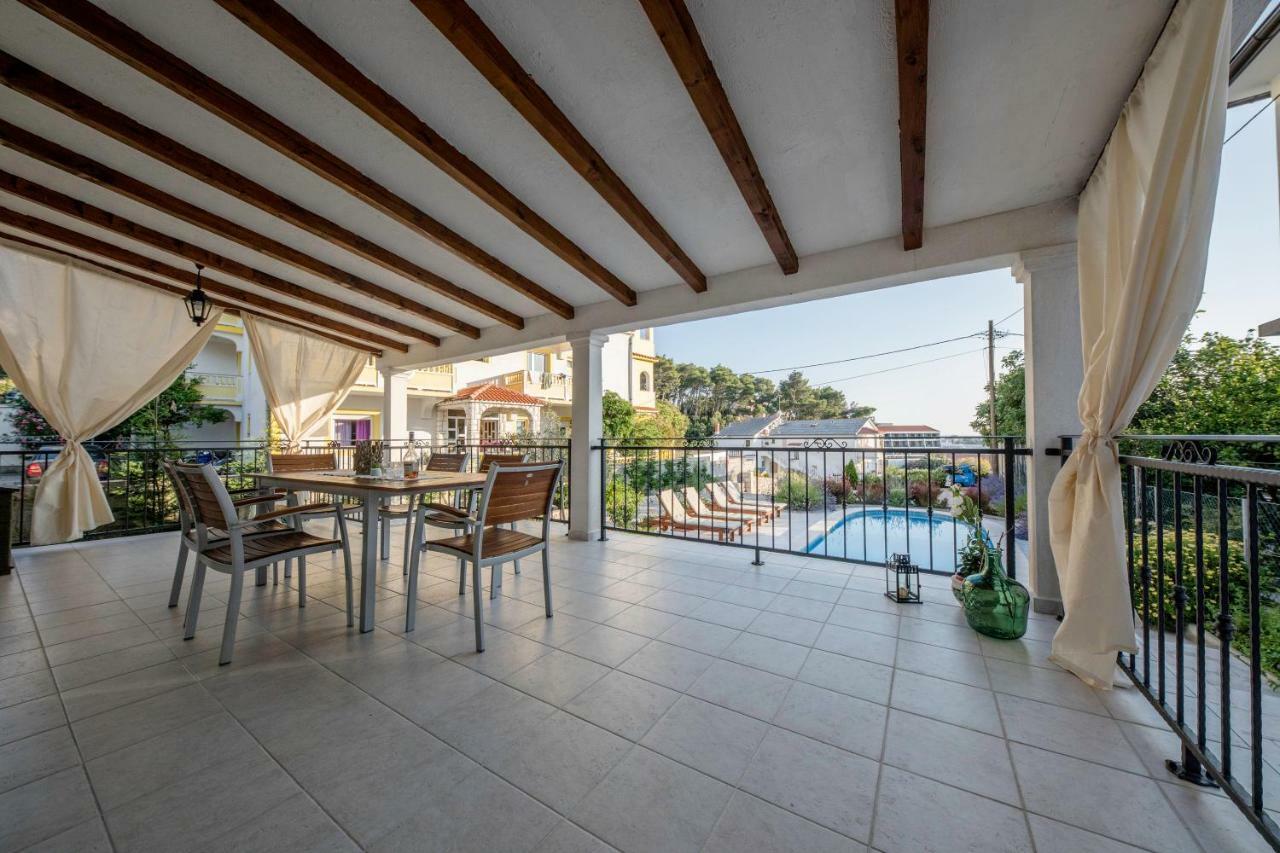 Villa Bella Банёл Экстерьер фото